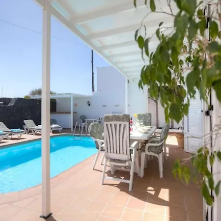 Puerto Del Carmen Sleeps 10 Pool Wifi *